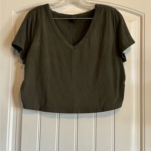 Casual Olive V-Neck Crop Top